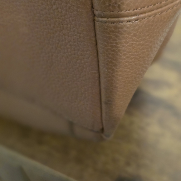 Coach Edie  Brown Leather Embossed Horse And Carriage Bag - Picture 10 of 15